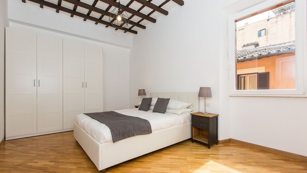 undefined Rental in Rome Trastevere Atmosphere 3