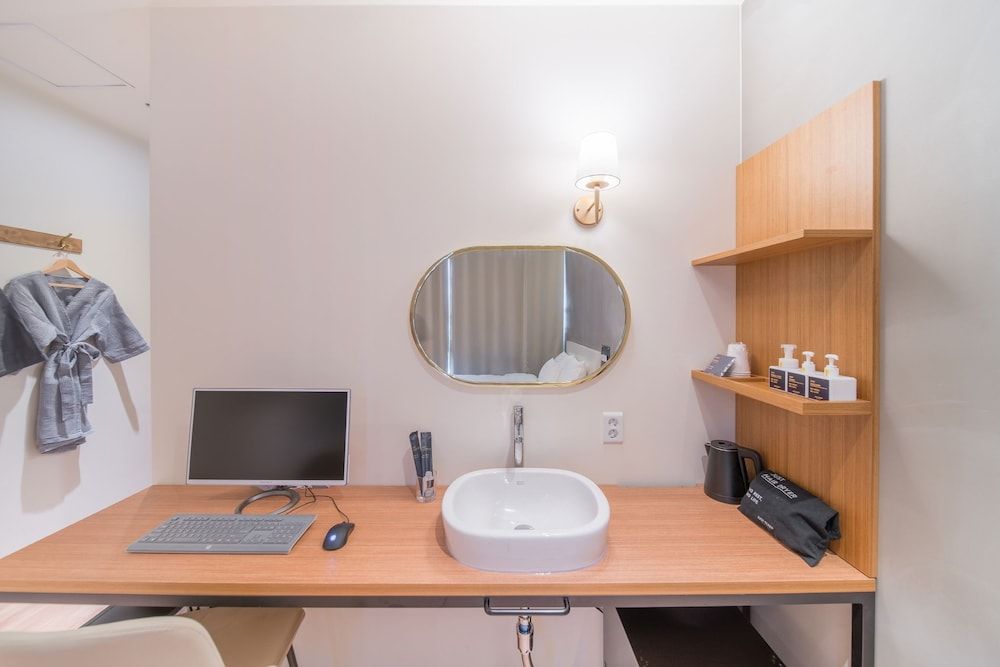 JUST SLEEP HOTEL No.2 Standard Double Room 4