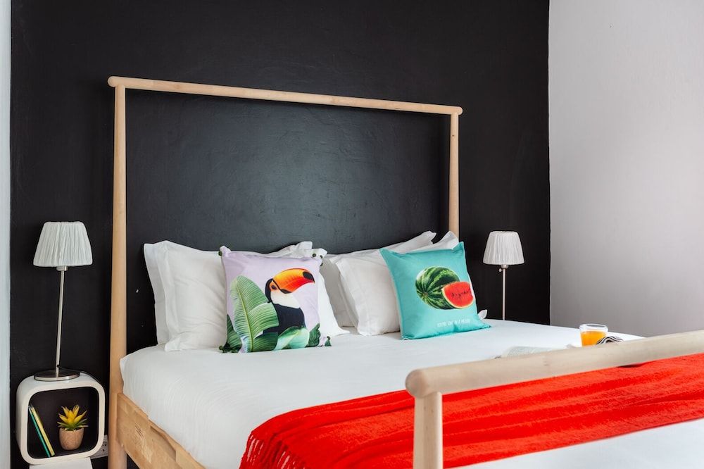 undefined ALTIDO Bold & colourful 1-bed flat at the heart of Chiado, nearby Carmo Convent 4