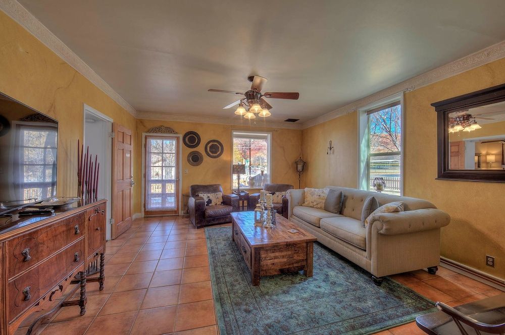 Cali Cochitta Vacation Rentals The Main House, 4 Bedrooms, Kitchen, Garden Area 23