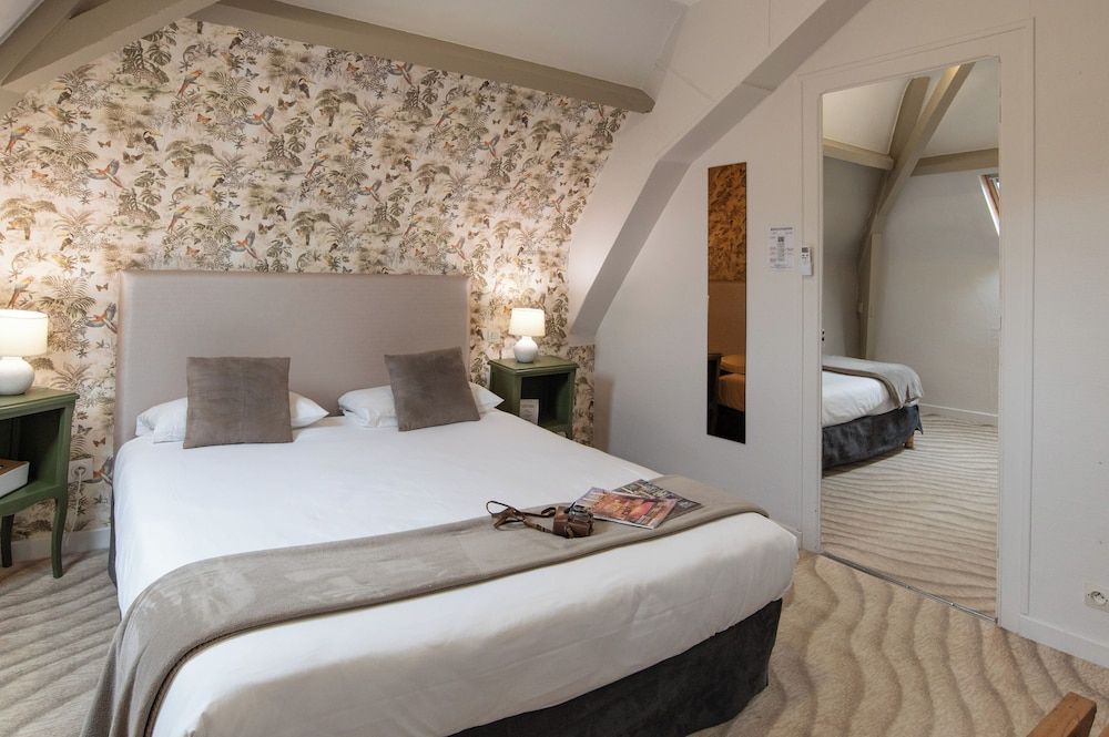 Junior Triple Room