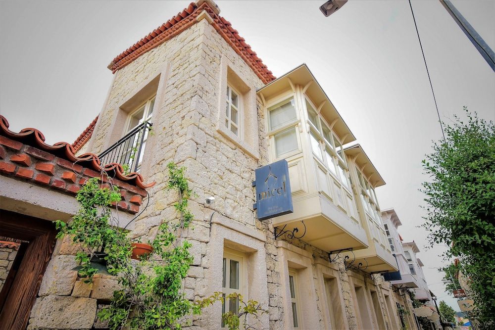 undefined Micel Otel Alaçatı 2