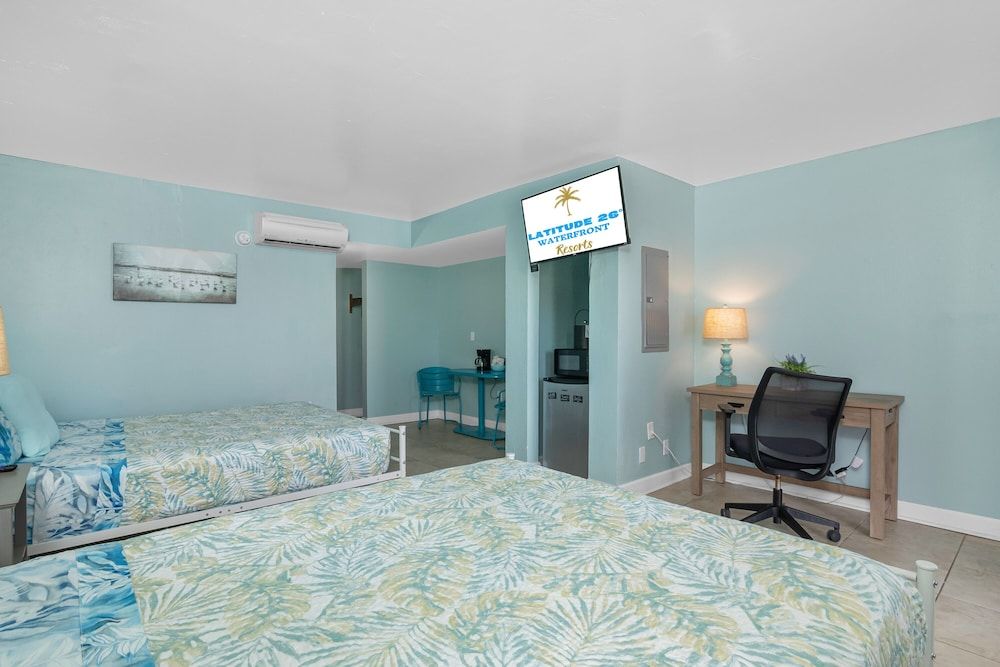 Latitude 26 Waterfront Resort & Marina Standard Room, 2 Queen Beds 2