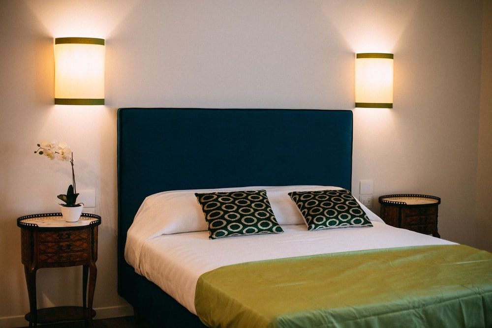 undefined Flor in Florence