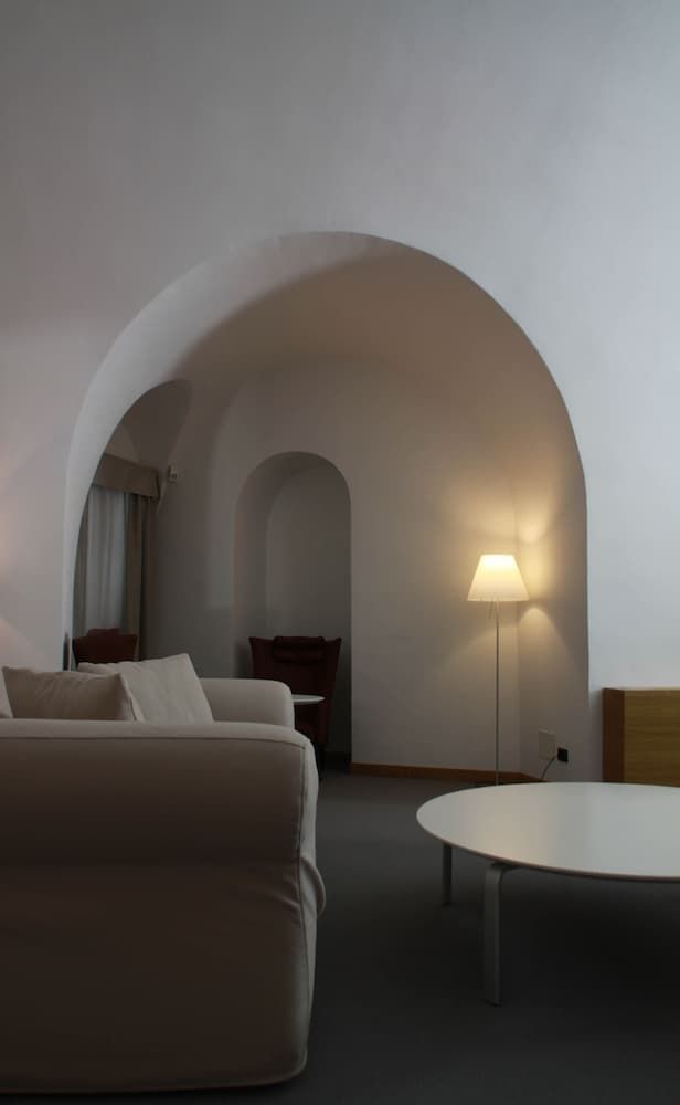 Hotel Cavour et des Officiers Junior Suite, Balcony 6