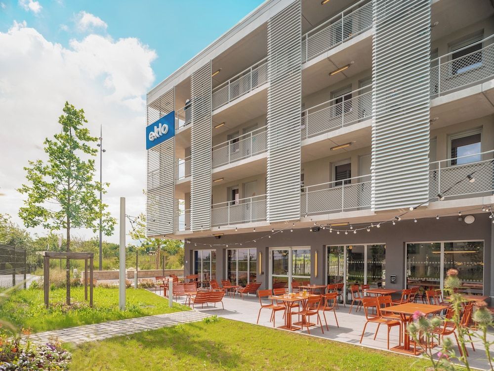 undefined EKLO Roissy 6