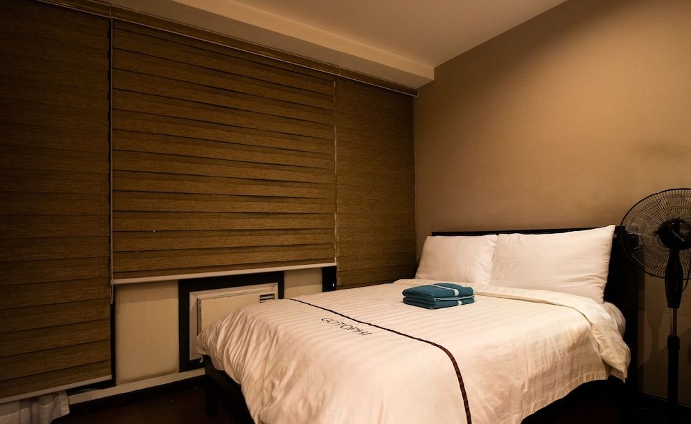 The Gramercy Residences Makati Manila Basic Studio, Balcony, City View 4