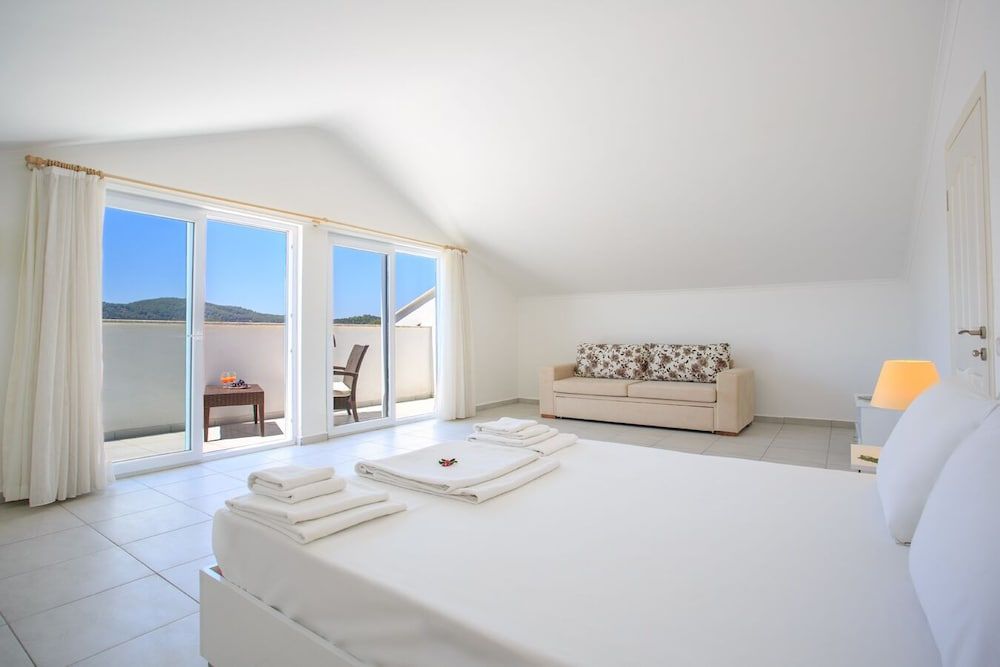 undefined Diamond Villa 04 7