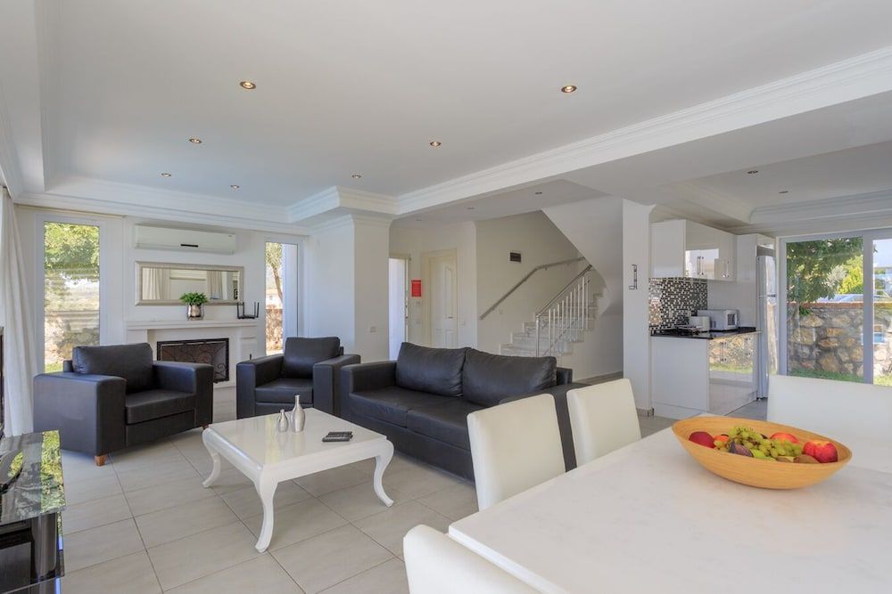 undefined Diamond Villa 04 3