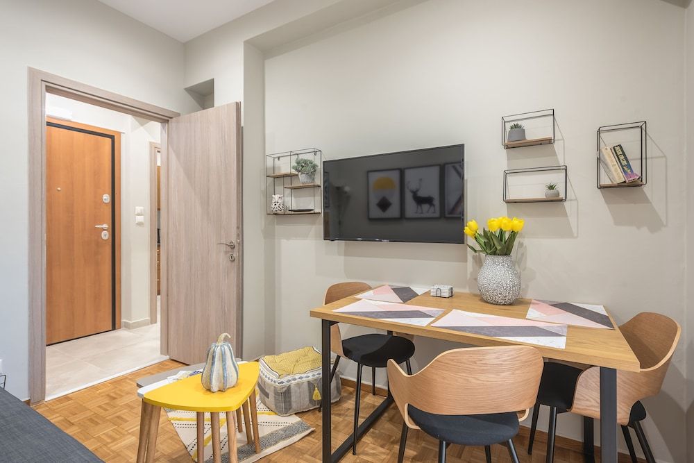 Elegant Mavili Suite by Cloudkeys City Double Room 27