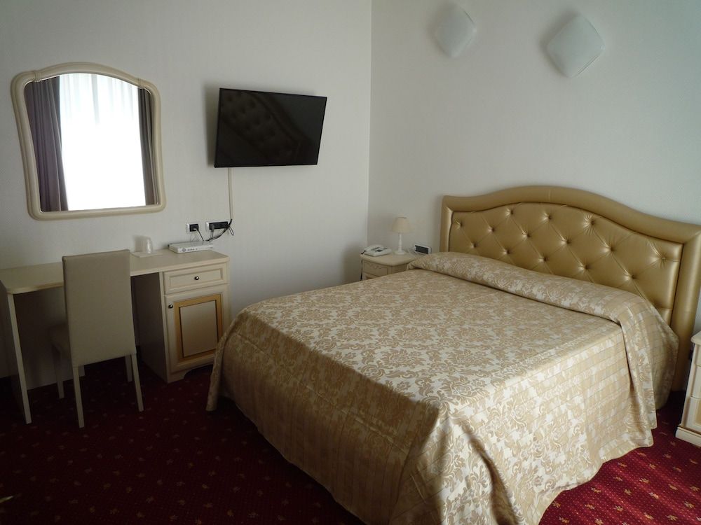 Hotel Centrale Standard Double or Twin Room 2