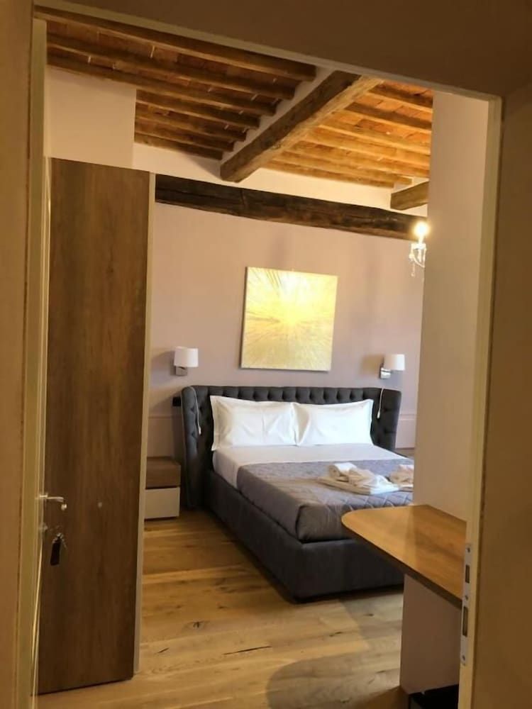 Km 0 dal Centro Romantic Double Room, 1 King Bed, Non Smoking, Valley View 4