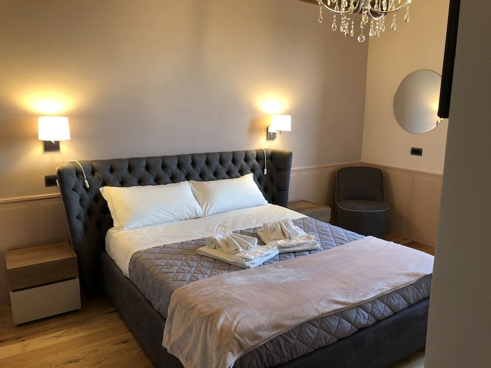 Km 0 dal Centro Romantic Double Room, 1 King Bed, Non Smoking, Valley View