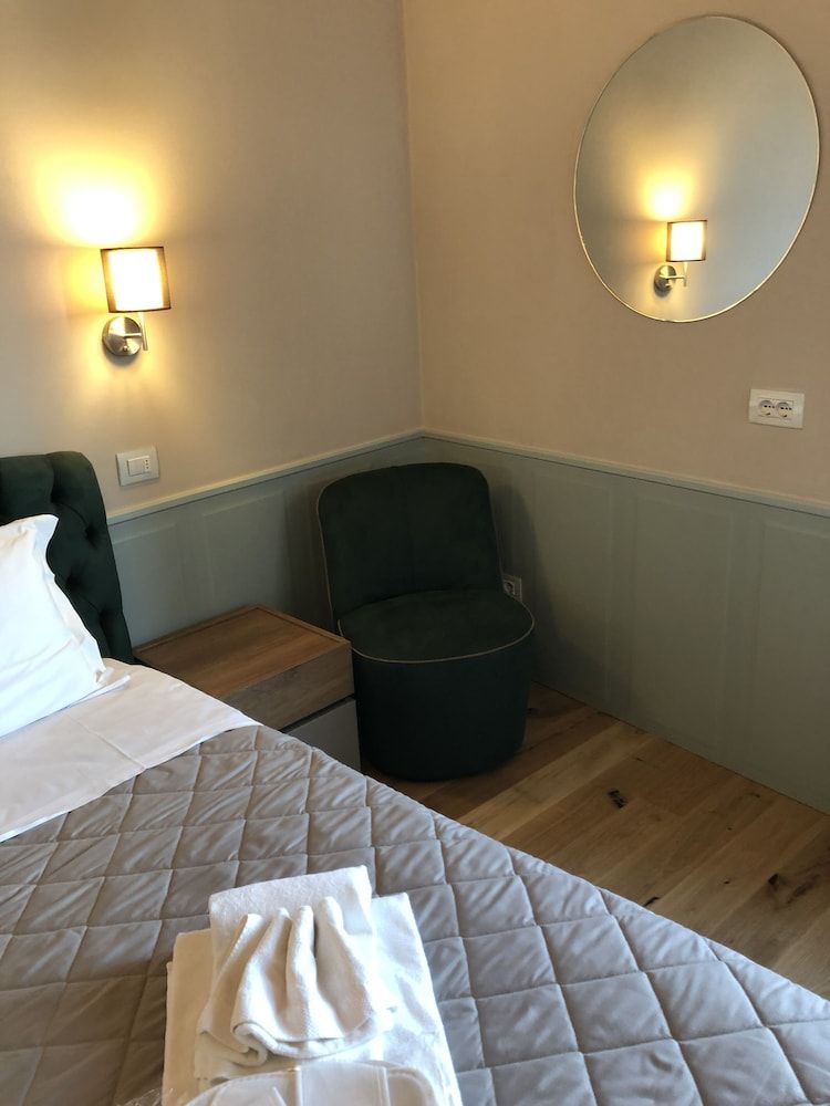 Km 0 dal Centro Romantic Double Room, 1 Queen Bed, Non Smoking, Valley View 8