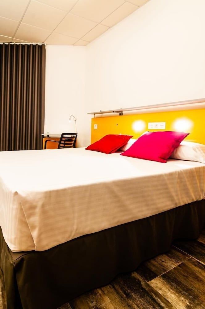 Aliocio Pensión City Double Room 18