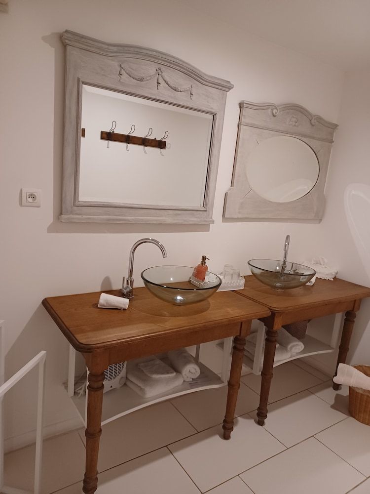 Côté Cour Bischwihr Colmar Comfort Twin Room 30