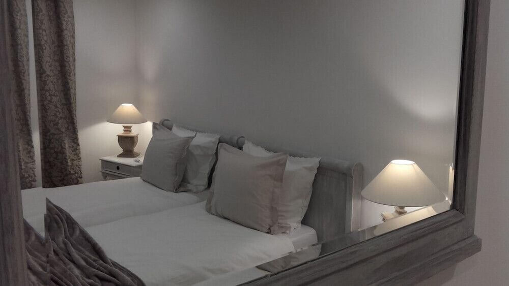 Côté Cour Bischwihr Colmar Comfort Twin Room 6