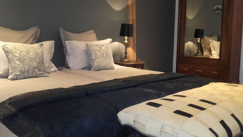 Côté Cour Bischwihr Colmar Comfort Twin Room 7