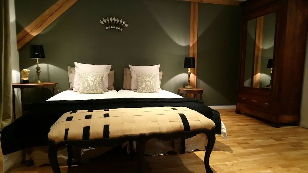 Côté Cour Bischwihr Colmar Comfort Twin Room 3