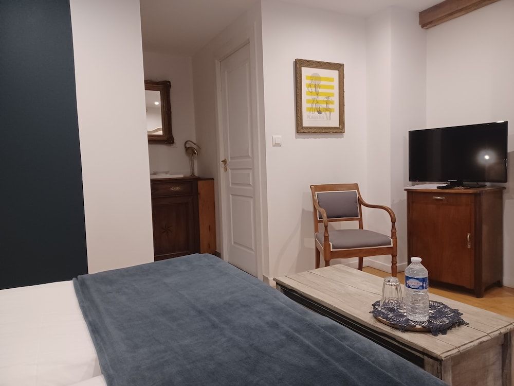 Côté Cour Bischwihr Colmar Comfort Twin Room 35