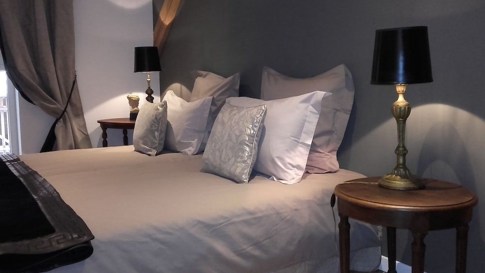 Côté Cour Bischwihr Colmar Comfort Twin Room 5