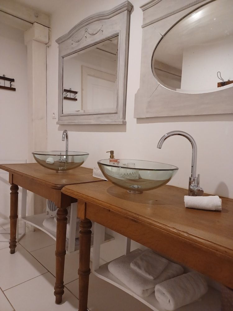 Côté Cour Bischwihr Colmar Comfort Twin Room 29