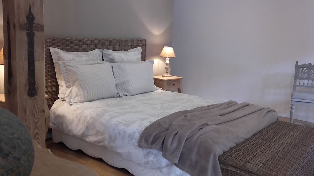 Côté Cour Bischwihr Colmar Comfort Double Room 2