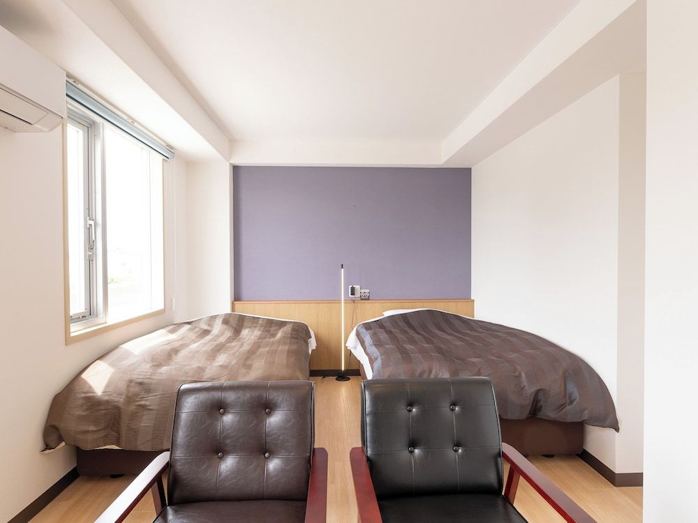 [B] Hollywood Twin Room, Non Smoking