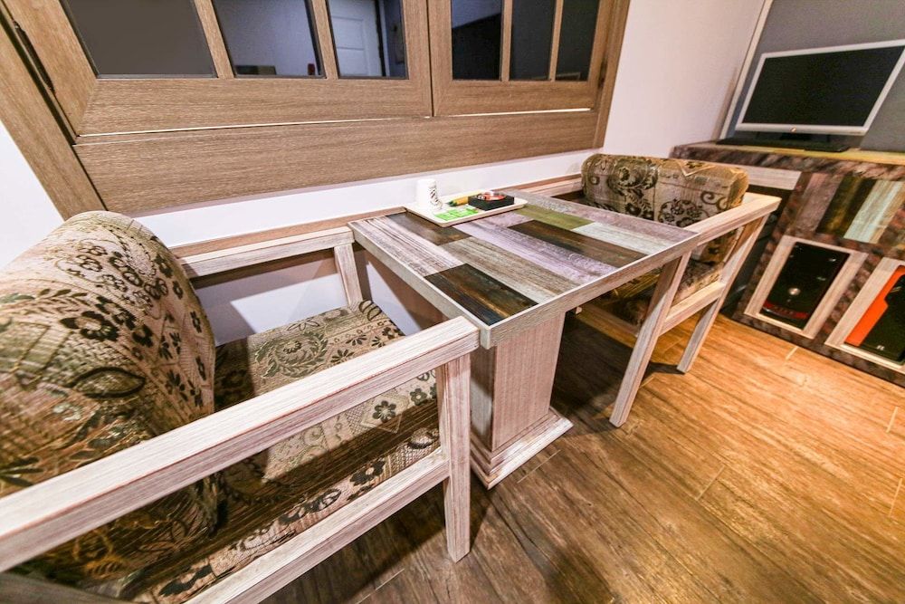 Amore Motel Standard Double Room 4