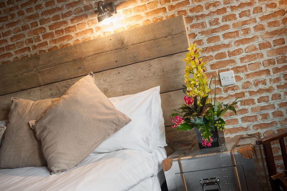 undefined City Retreat Edinburgh 6