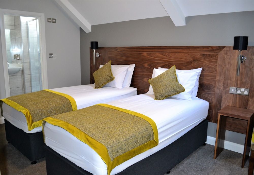 New Park Hotel Deluxe Double or Twin Room