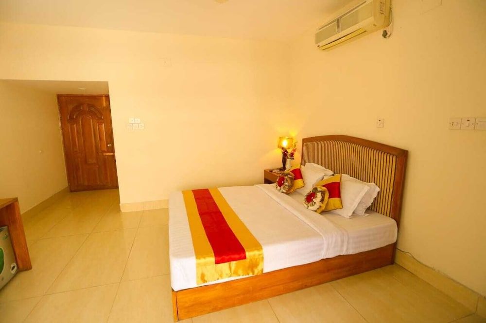 undefined Impiana Hotel