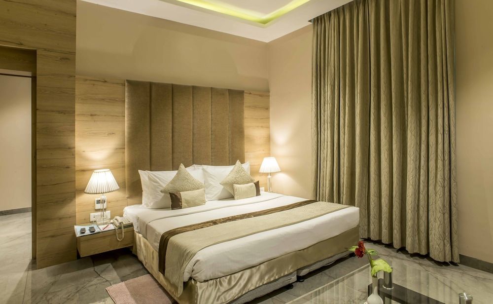 Super Deluxe Room
