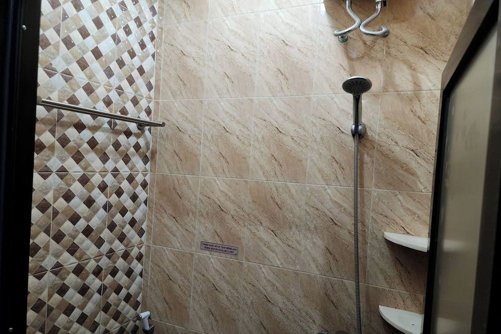 Barada Rooms Deluxe Studio 7