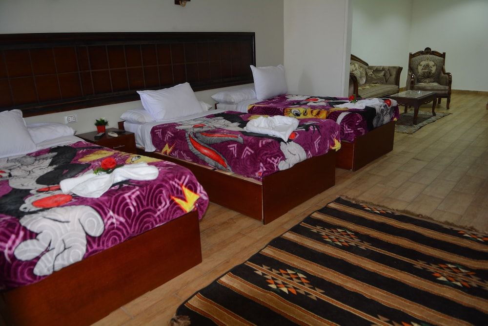 undefined Wassim Boutique