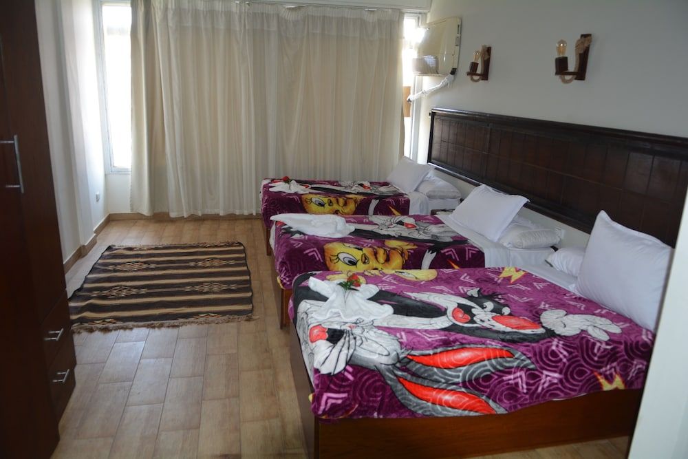 undefined Wassim Boutique 2