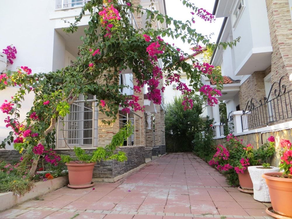 undefined Stella Classic Apart 9