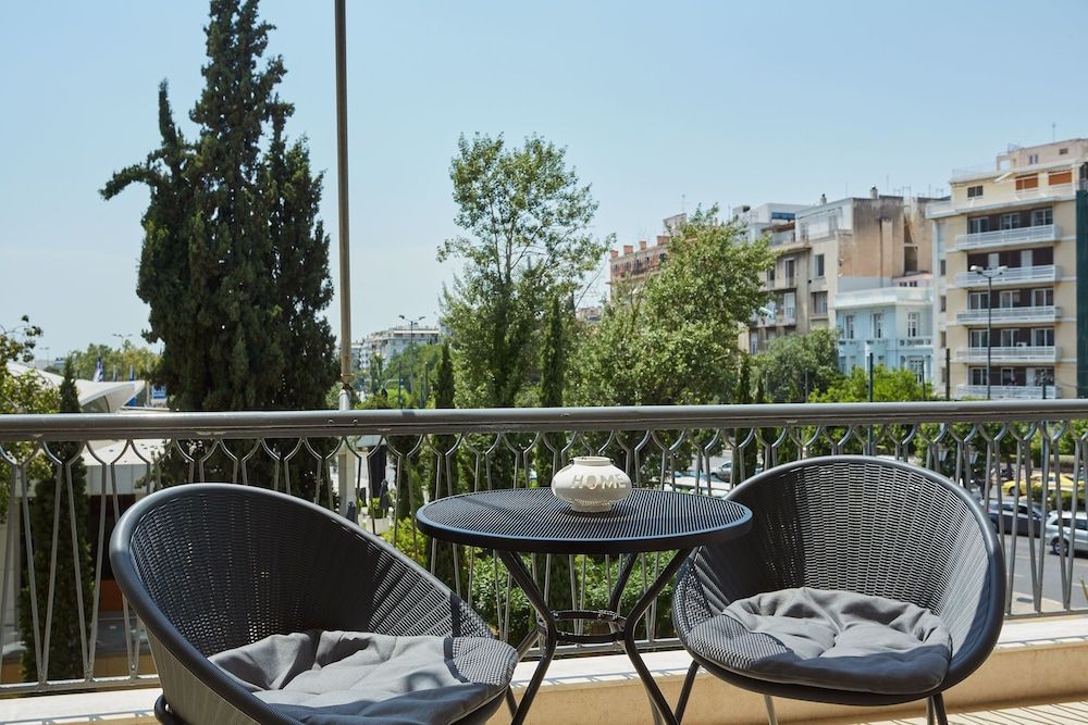 undefined Chic One Bd Apartment with Hilton View 10