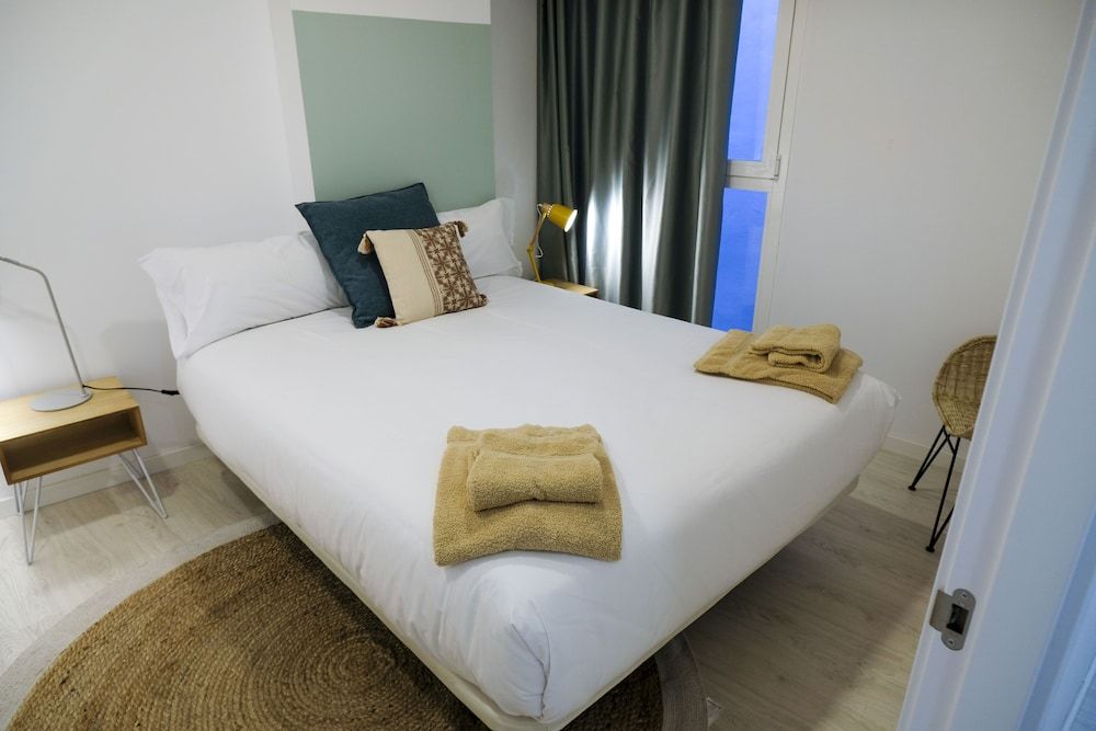 Duplex, 2 Bedrooms
