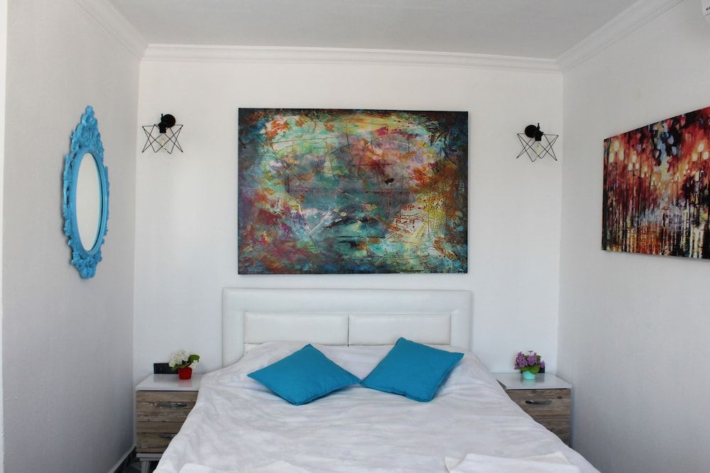 Mavi Pansiyon & Restaurant Economy Room, 1 Double Bed, Patio, Pool View