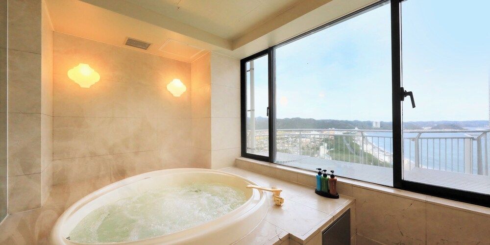 Kamogawa Grand Tower Ocean View Royal Suite with Private Sauna and Jacuzzi / Pine Crest, Non Smoking 3