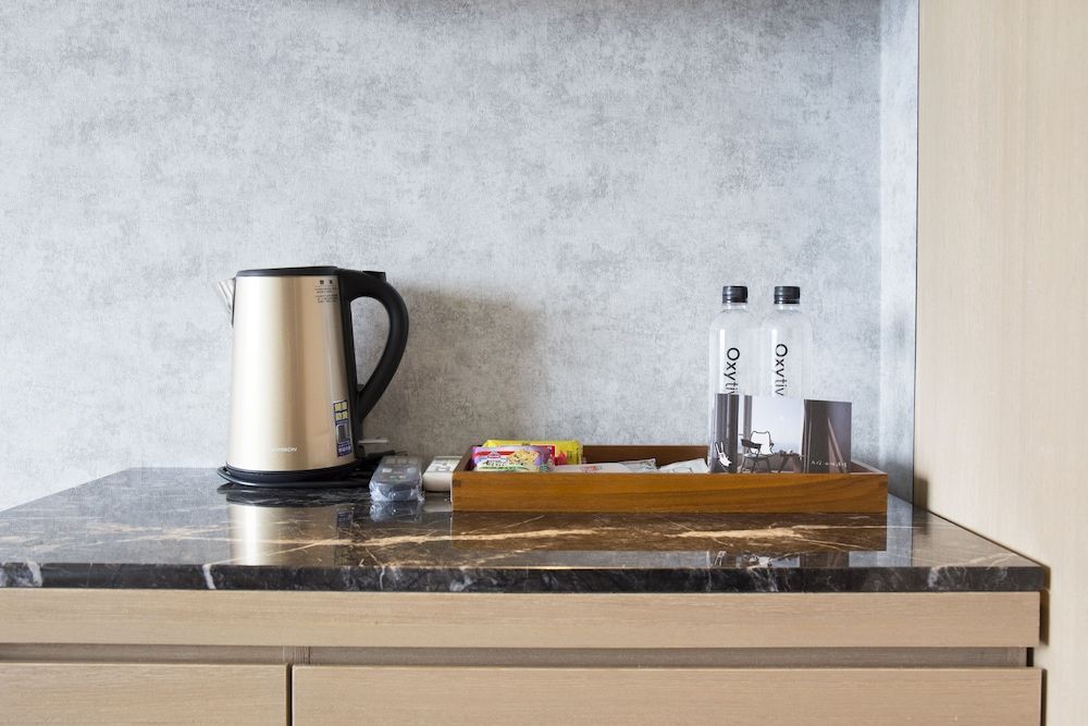 undefined TWO Easy Inn 4