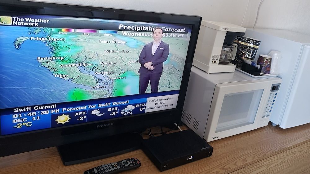 SkyView Swift Current Classic Single Room, 1 Queen Bed, Non Smoking 3