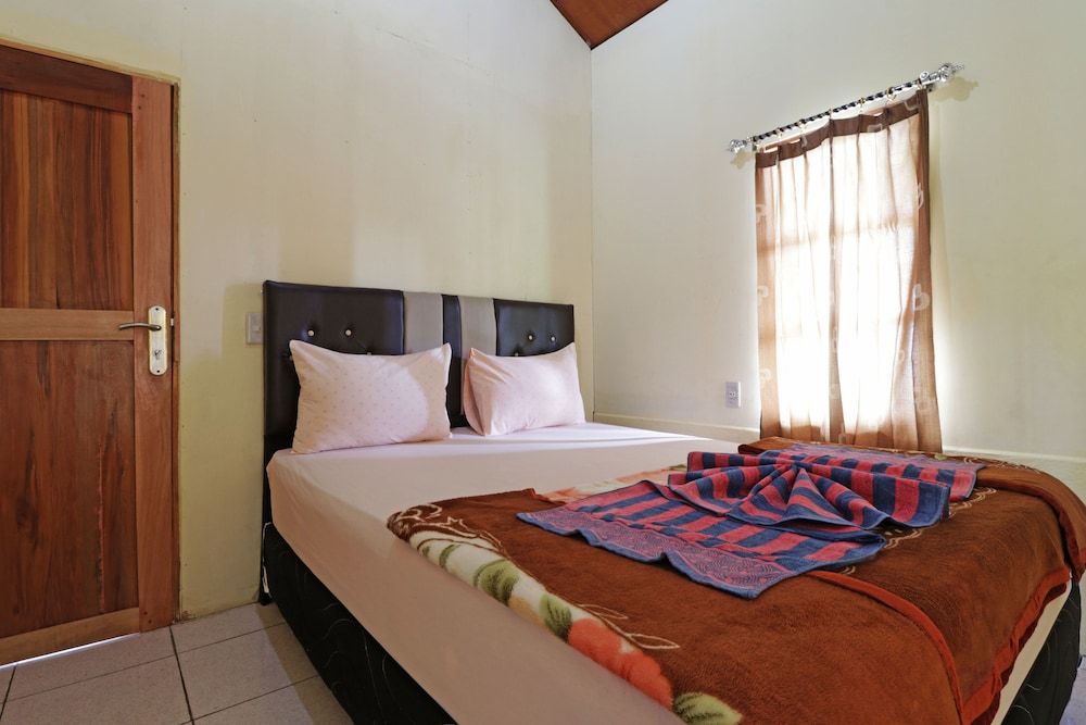 Tuk Tuk Timbul Bungalows Standard Room 2