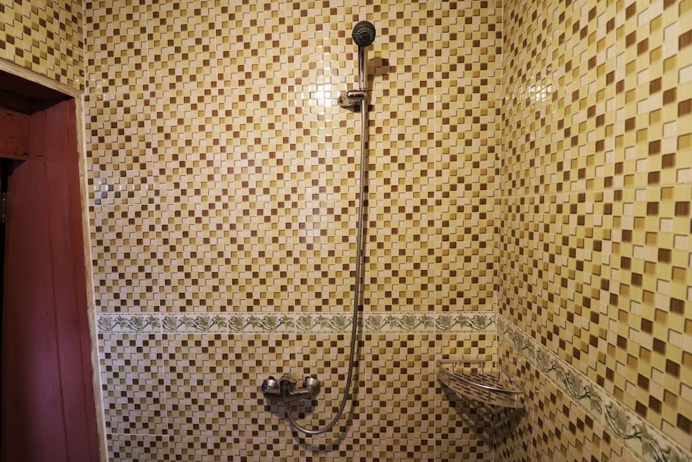 Tuk Tuk Timbul Bungalows Traditional Room 5