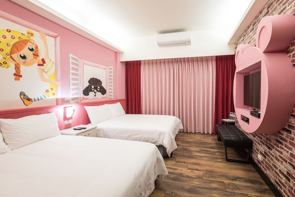 Peach Blossom Standard Quadruple Room, Non Smoking 4