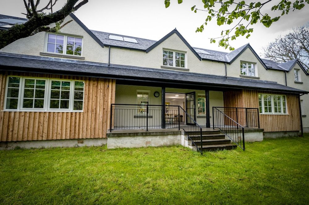 undefined Loch Ness Bunk Inn 3
