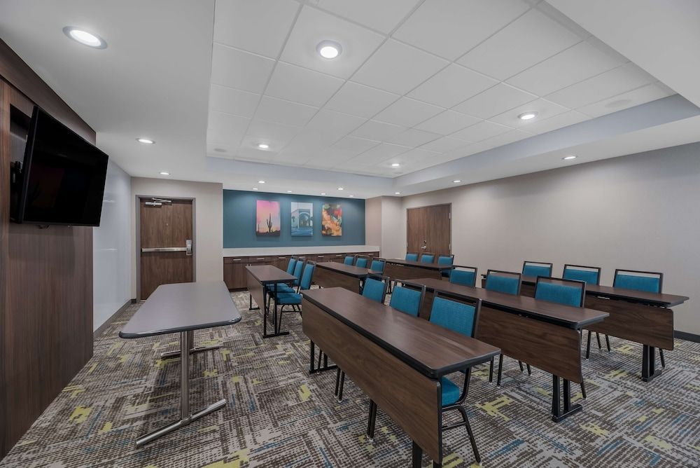 undefined Hampton Inn Williams 7