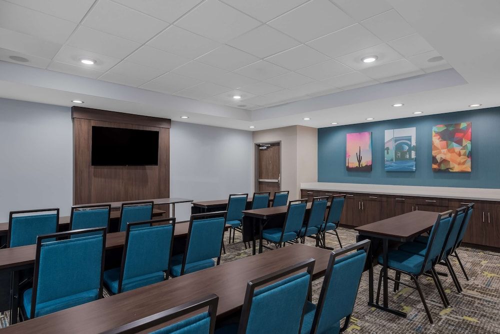 undefined Hampton Inn Williams 6