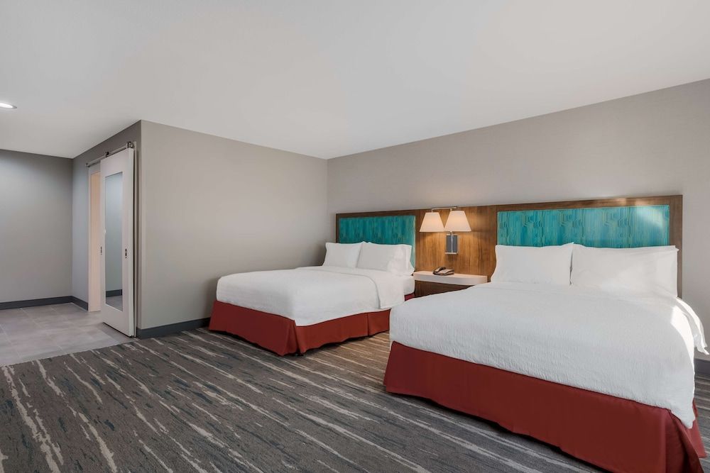 undefined Hampton Inn Williams 2